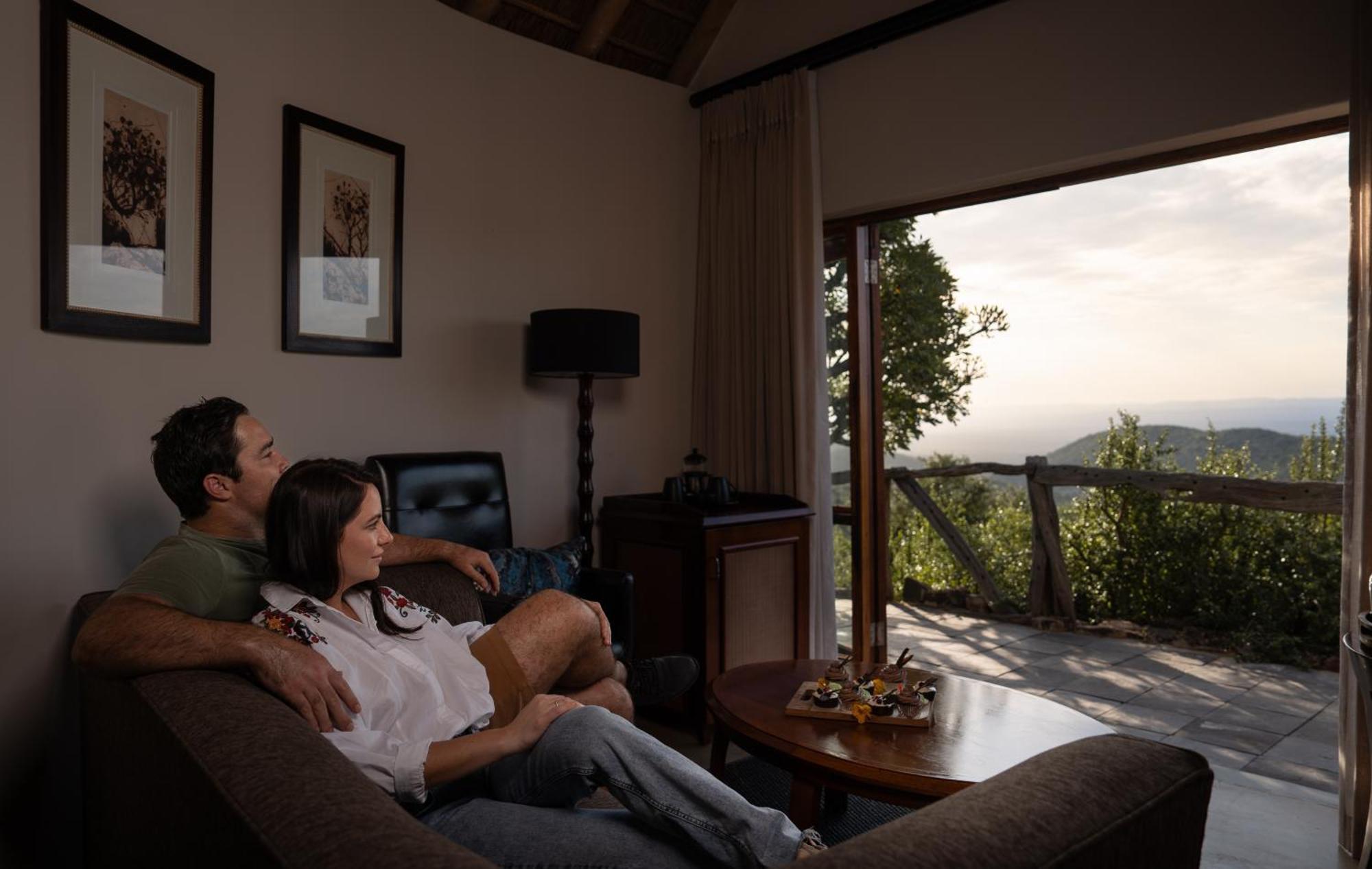 Kuzuko Lodge อัดโด ภายนอก รูปภาพ